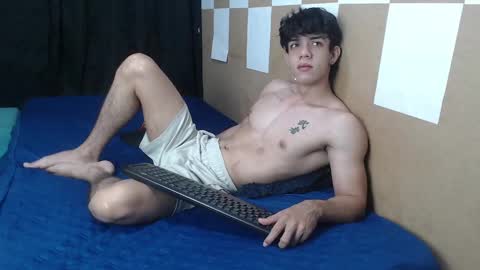 Snapshot of henry_gandy chatting on February 5, 1:00 pm HENRY GANDY online show from February 5, 1:00 pm