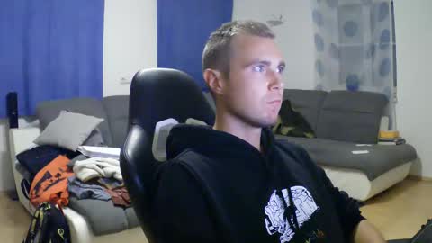 John Pearl online show from September 24, 7:23 pm