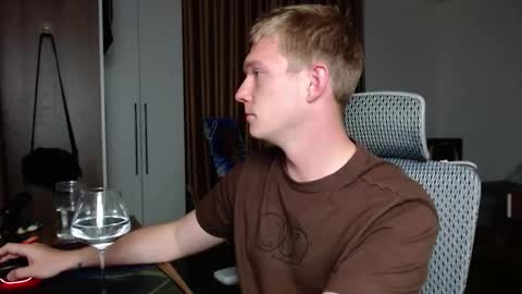 Gregblonde  Alextattoo online show from September 27, 2:15 pm