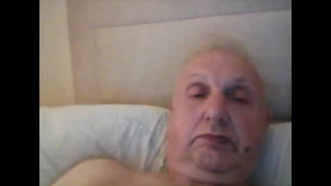 Snapshot of herdsman3 chatting on February 9, 12:18 am herdsman3 online show from February 9, 12:18 am