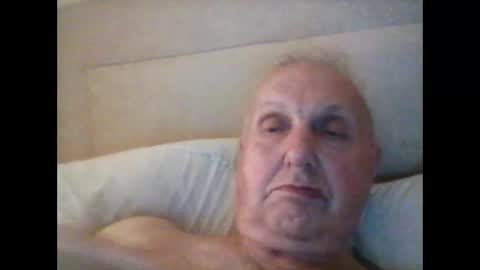 Snapshot of herdsman3 chatting on February 6, 11:37 pm herdsman3 online show from February 6, 11:37 pm