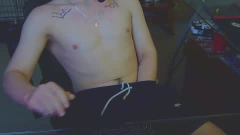 heretopleaseyou446029 online show from February 15, 6:44 pm