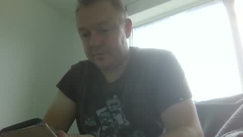 Snapshot of heretoserveyouall chatting on October 4, 3:39 pm heretoserveyouall online show from October 4, 3:39 pm