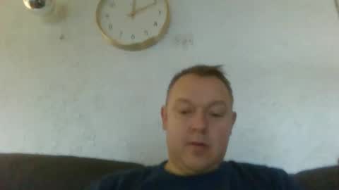 Snapshot of heretoserveyouall chatting on December 24, 12:11 pm heretoserveyouall online show from December 24, 12:11 pm