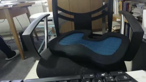 Snapshot of hero0111 chatting on February 6, 1:21 pm hero0111 online show from February 6, 1:21 pm