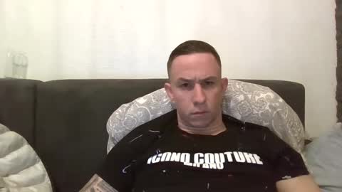 Snapshot of heteroboyxx chatting on February 26, 3:21 am heteroboyxx online show from February 26, 3:21 am