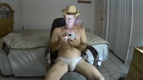 hewes1 online show from February 14, 9:13 am