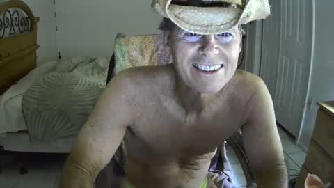 hewes1 online show from February 21, 5:24 am