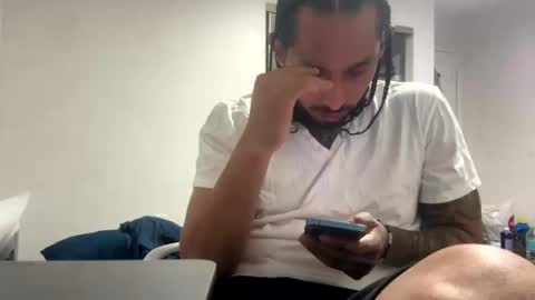 hihello7777 online show from October 20, 4:49 am