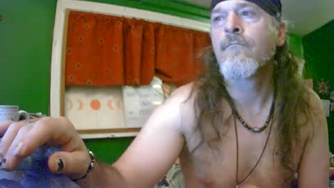 hippiedad333 online show from June 29, 2:51 am