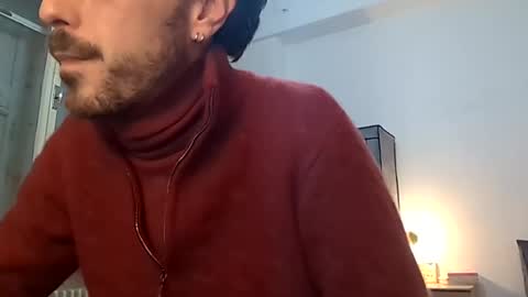 hitmenoww online show from February 10, 5:30 pm