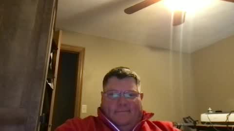 Snapshot of hmmtat chatting on March 5, 10:55 pm hmmtat online show from March 5, 10:55 pm