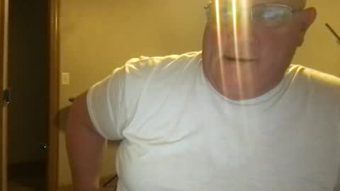Snapshot of hmmtat chatting on October 1, 12:14 am hmmtat online show from October 1, 12:14 am