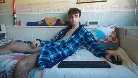 holawenasoyjuan online show from February 26, 11:00 am