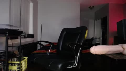 TheHoleNextDoor online show from November 25, 12:01 am