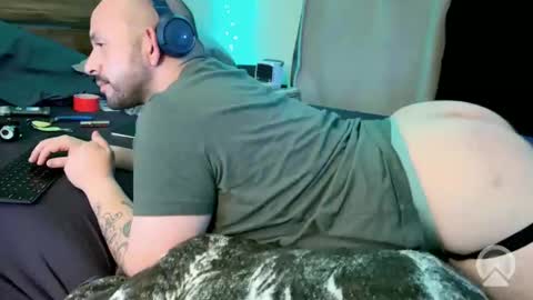 holesucker999x online show from November 10, 10:09 am