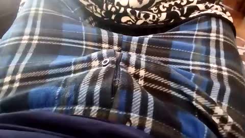 holycannoli123 online show from November 5, 1:57 pm