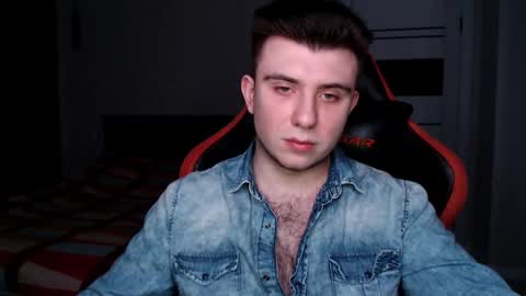 Snapshot of honey_furry chatting on February 25, 12:58 am Wolfy online show from February 25, 12:58 am