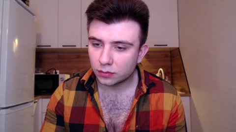 Snapshot of honey_furry chatting on January 28, 2:53 am Wolfy online show from January 28, 2:53 am