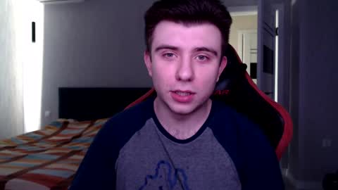 Snapshot of honey_furry chatting on February 11, 7:44 am Wolfy online show from February 11, 7:44 am
