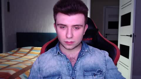Snapshot of honey_furry chatting on February 1, 2:47 am Wolfy online show from February 1, 2:47 am