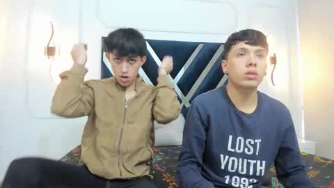 hoot_booys_ online show from December 22, 11:29 am