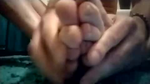 hopeless_believer online show from December 4, 12:34 pm