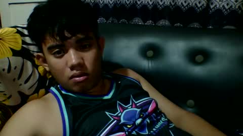 horni_boy22 online show from June 15, 5:16 pm