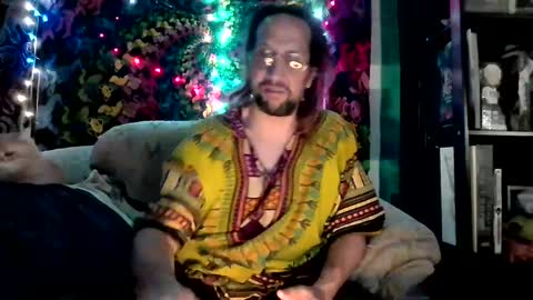Snapshot of horny_hippie420 chatting on December 4, 7:06 am Horny Rockstar420 online show from December 4, 7:06 am