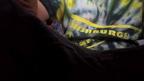 Snapshot of horny_hippie420 chatting on December 7, 8:11 am Horny Rockstar420 online show from December 7, 8:11 am