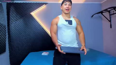 horny_nick18 online show from March 24, 2:55 pm