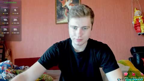 Max online show from October 26, 11:01 am