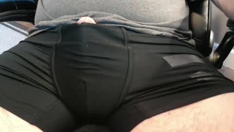 Snapshot of hornydawg50 chatting on December 18, 5:10 pm hornydawg50 online show from December 18, 5:10 pm