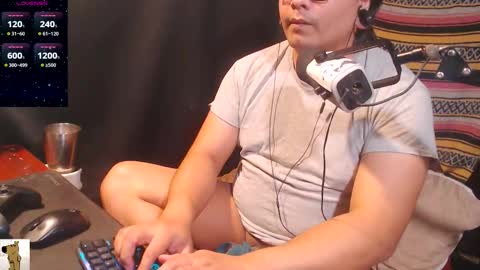 hornydude939393 online show from October 11, 2:48 am