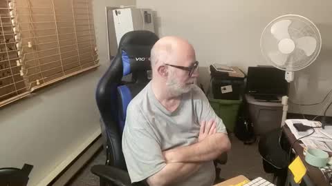 Snapshot of hornyeveryday24hours chatting on February 28, 2:31 am Brett online show from February 28, 2:31 am