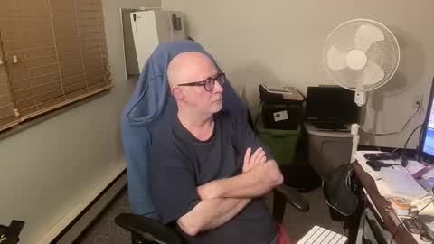 Snapshot of hornyeveryday24hours chatting on February 10, 2:41 am Brett online show from February 10, 2:41 am