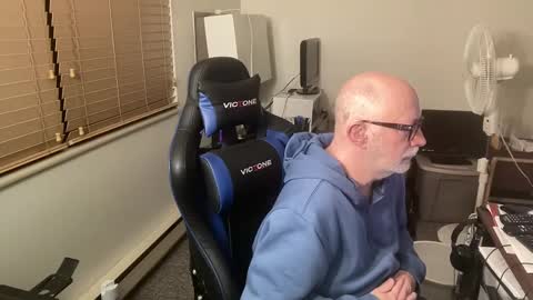 Snapshot of hornyeveryday24hours chatting on December 16, 2:47 am Brett online show from December 16, 2:47 am