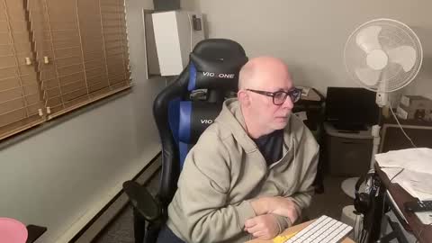 Snapshot of hornyeveryday24hours chatting on January 9, 2:01 am Brett online show from January 9, 2:01 am