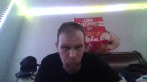 hornypierceddad online show from February 19, 5:04 am