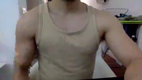 hornyspaniard93 online show from June 3, 4:23 pm