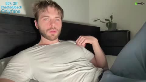 Edward aka Wolf online show from March 4, 9:32 pm