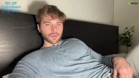 Edward aka Wolf online show from December 19, 9:28 pm