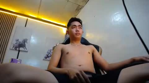 Rylle online show from October 11, 7:07 pm