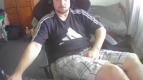 Snapshot of hot_big_dick9 chatting on October 4, 10:53 am hot_big_dick9 online show from October 4, 10:53 am