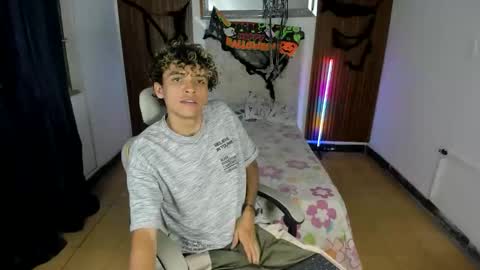 hot bunny online show from October 30, 2:13 am