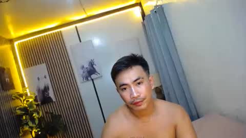 hot_khevin online show from October 20, 7:07 pm