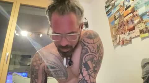 letmedoo2 online show from October 13, 5:08 pm