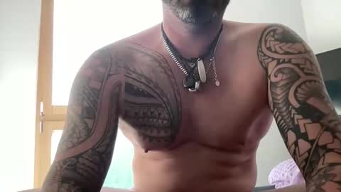 letmedoo2 online show from October 11, 1:15 pm