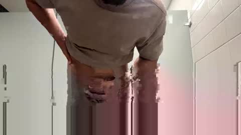 Snapshot of hot_sexy_man_in_the_van chatting on September 10, 1:21 pm hot_sexy_man_in_the_van online show from September 10, 1:21 pm
