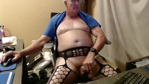 Snapshot of hot_sissyslut chatting on September 13, 3:51 am SissySlutBitch online show from September 13, 3:51 am